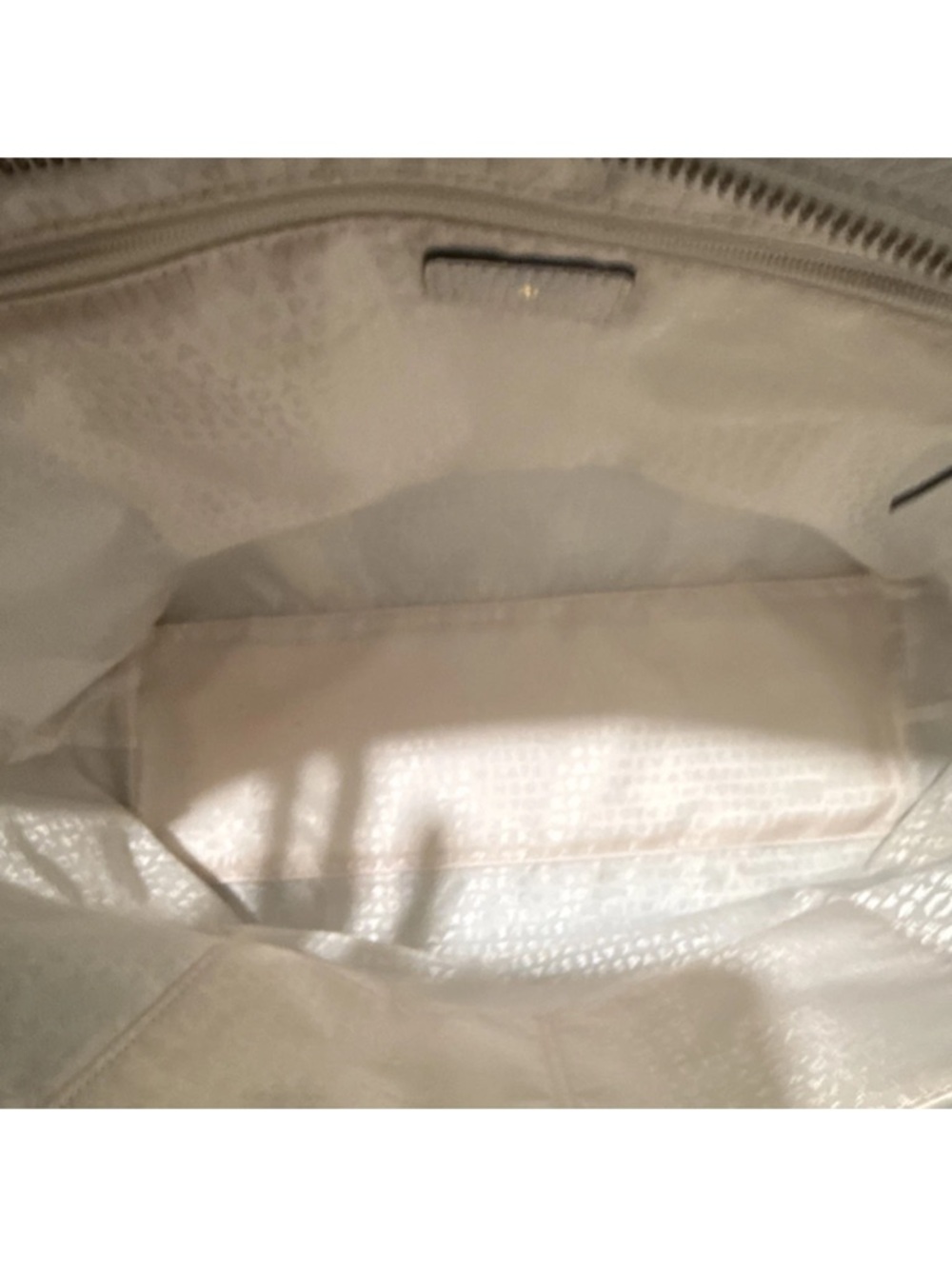 Kate Spade Tote - Picture 7 of 13